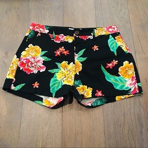 ❤️Old Navy floral shorts Size 2